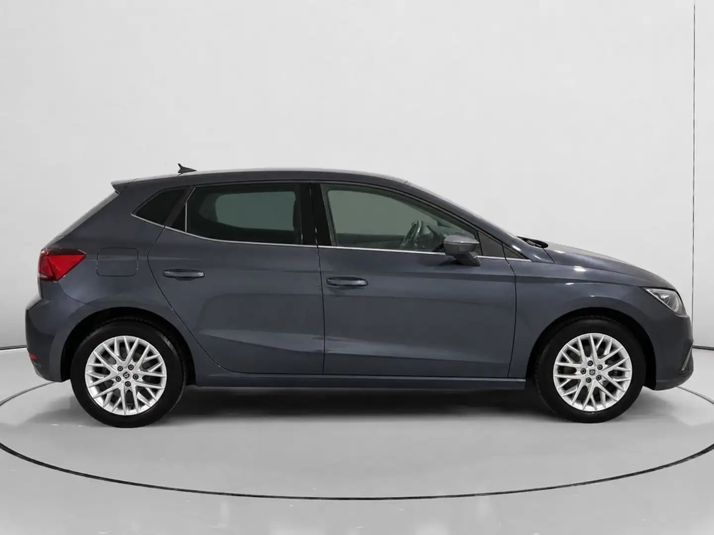 SEAT Ibiza 1.0 TSI S&S Xcellence 115 Gris - 2