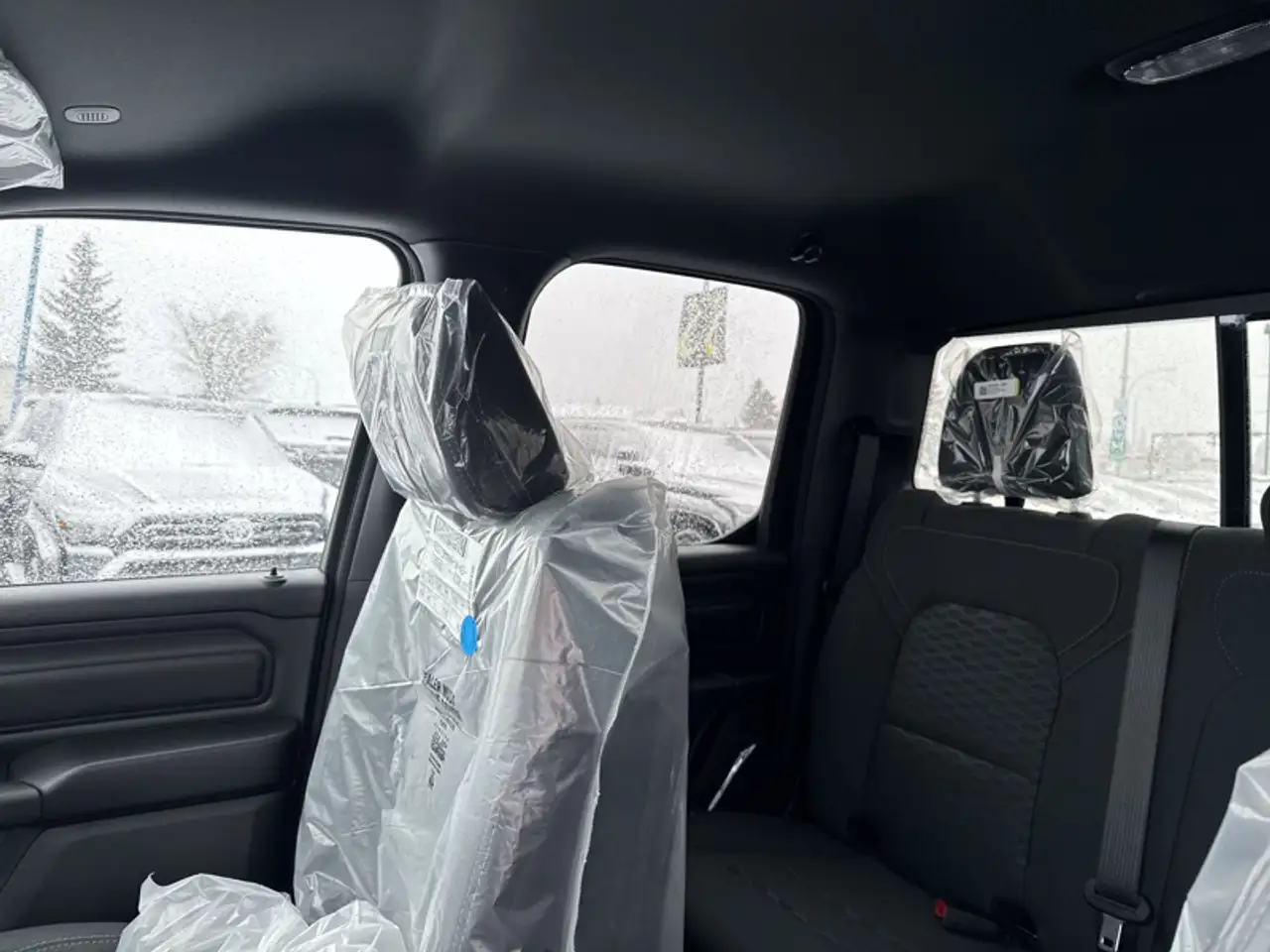 RAM 1500 снимка RAM 1500
