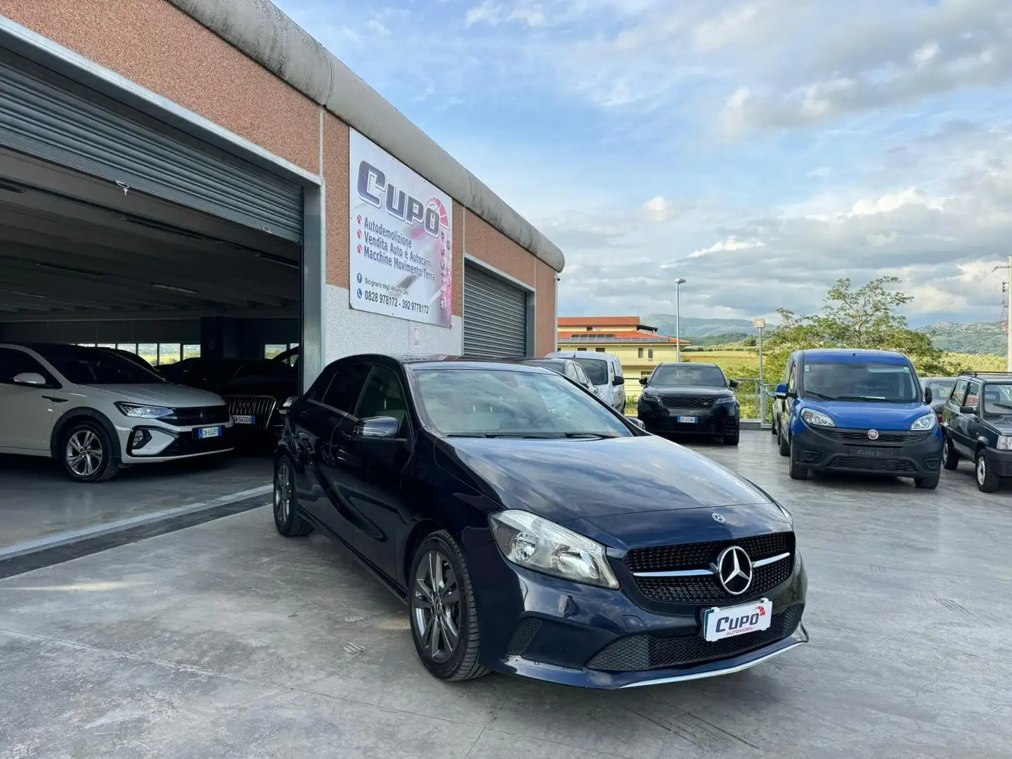 Mercedes-Benz A 220 d Executive 177cv auto my16 Bleu - 1