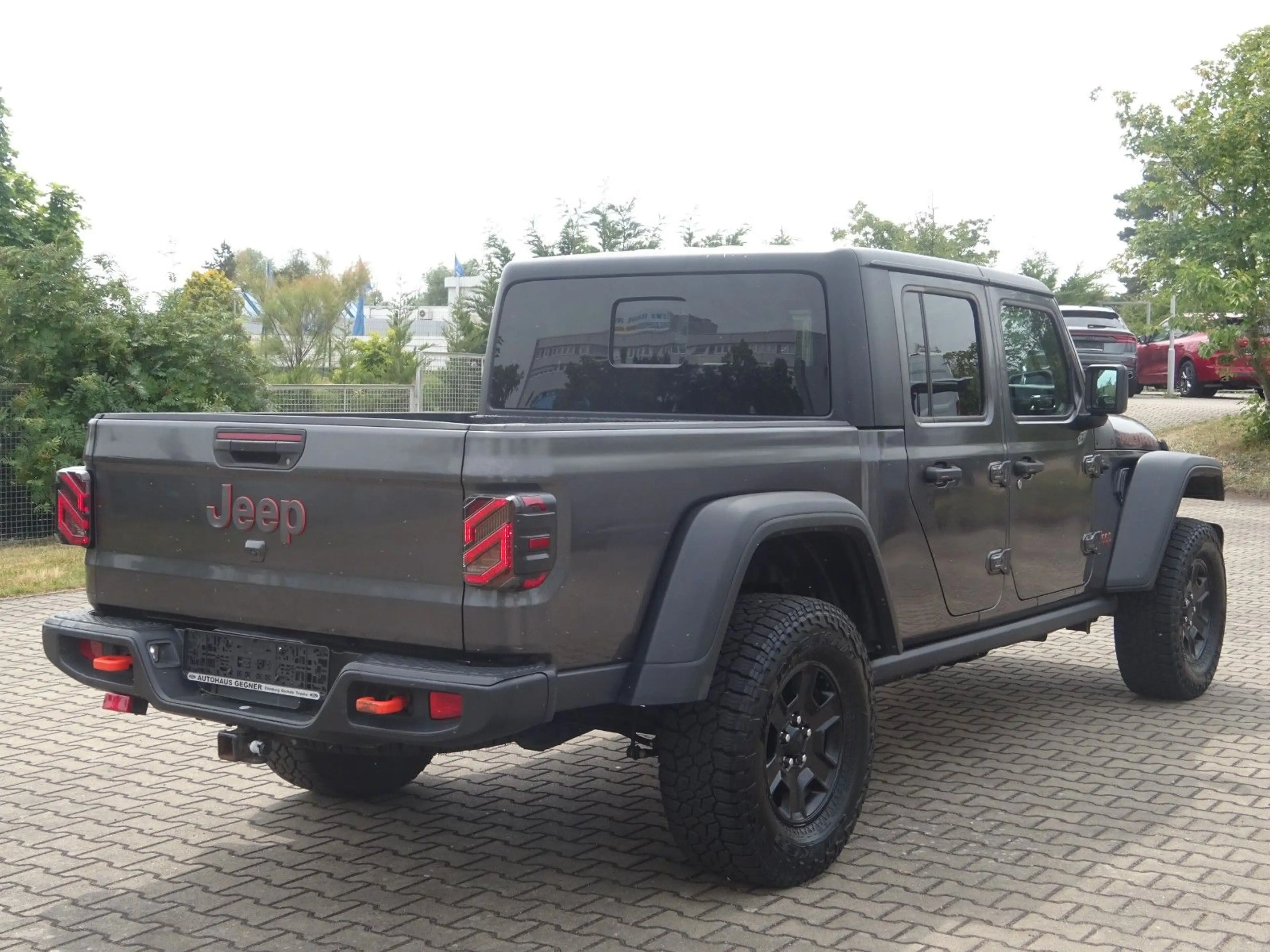 Jeep Gladiator 290PS Benzin Mojave 4WD — photo 10