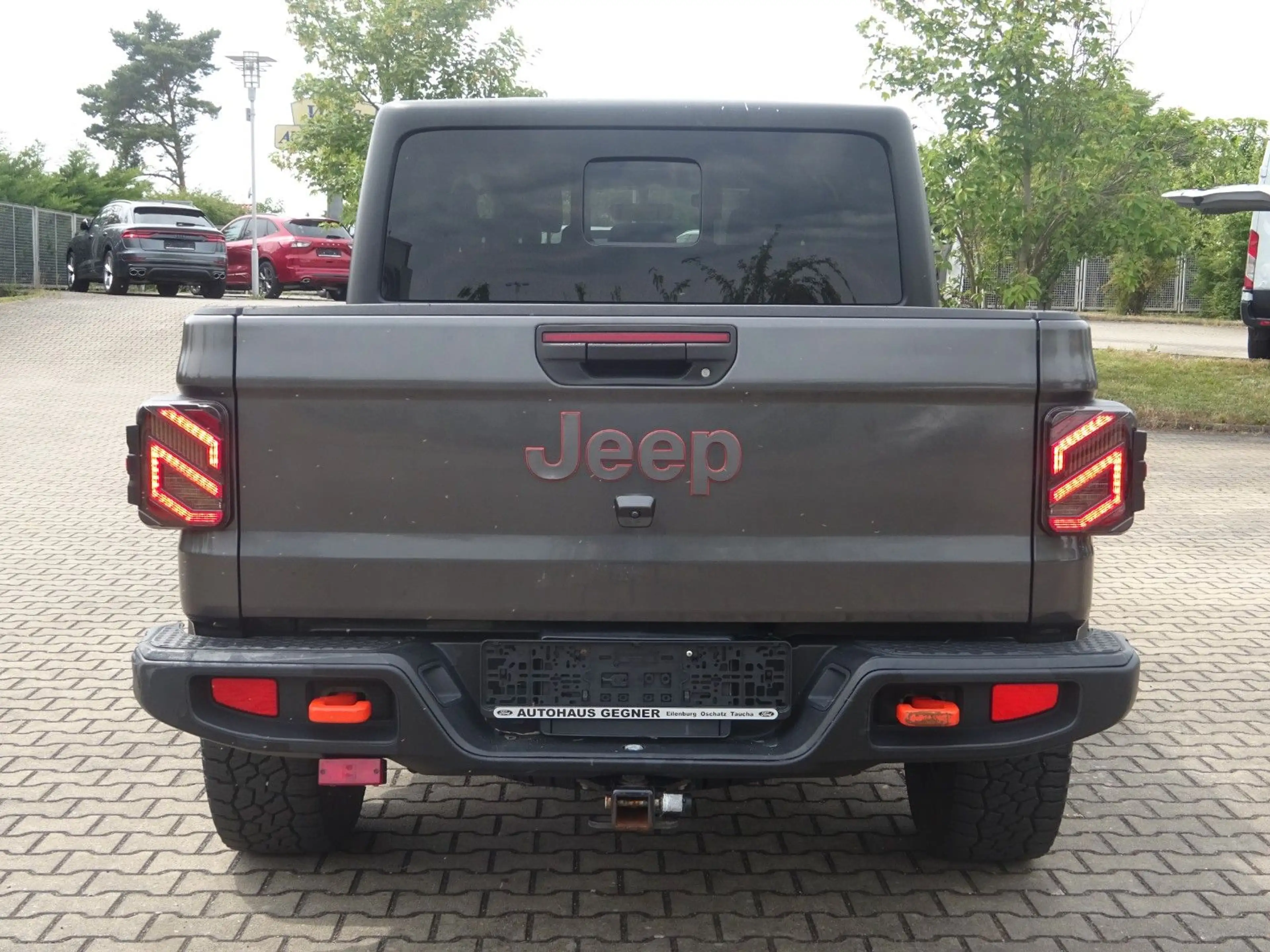 Jeep Gladiator 290PS Benzin Mojave 4WD — photo 9