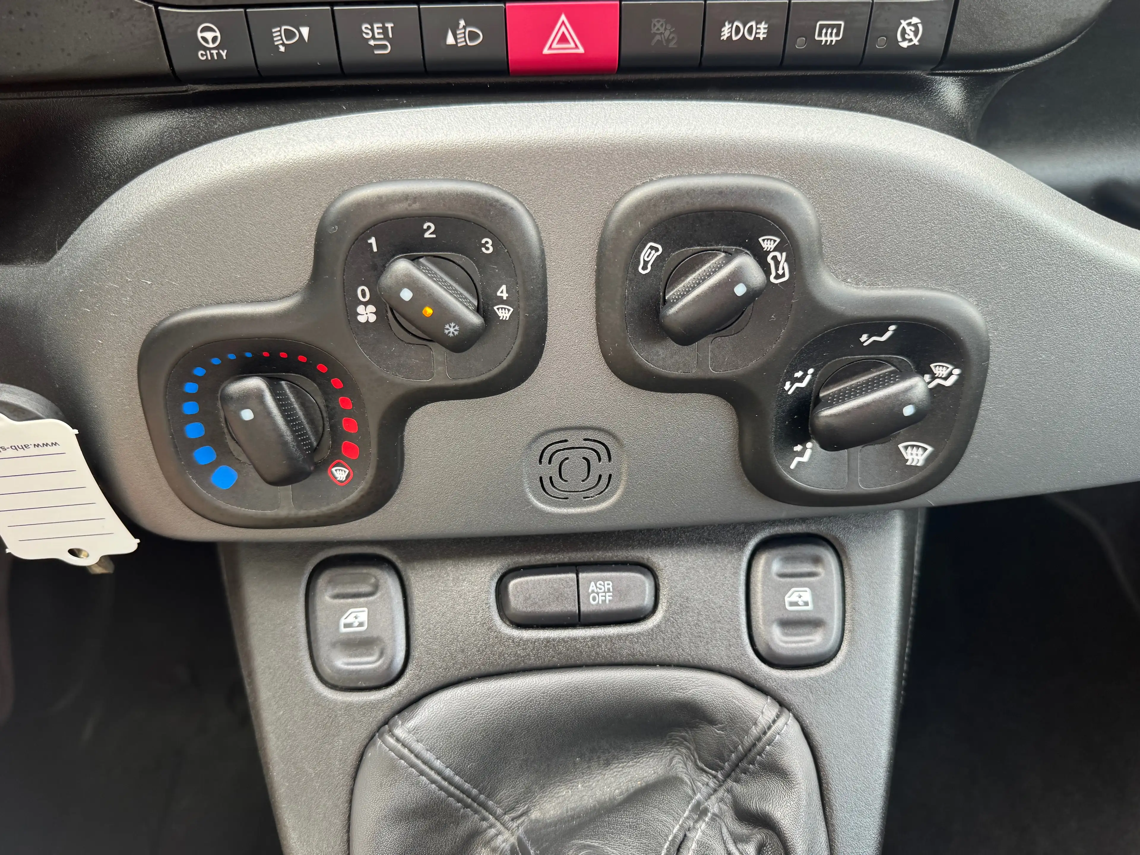 Fiat Panda Cross 1.2i Waze / DAB / AIRCO / PDC / LED / GARANTIE — photo 12