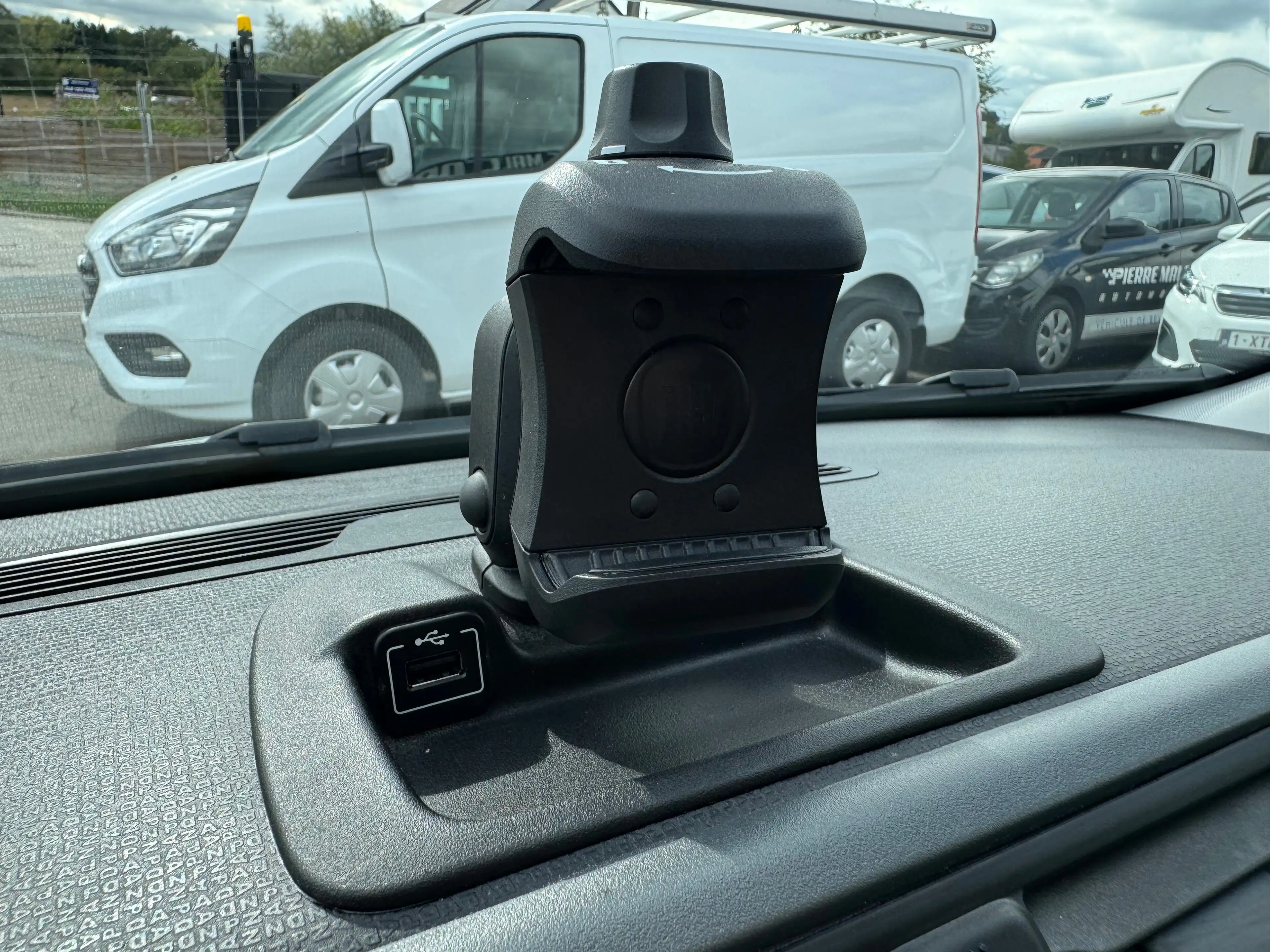 Fiat Panda Cross 1.2i Waze / DAB / AIRCO / PDC / LED / GARANTIE — photo 13
