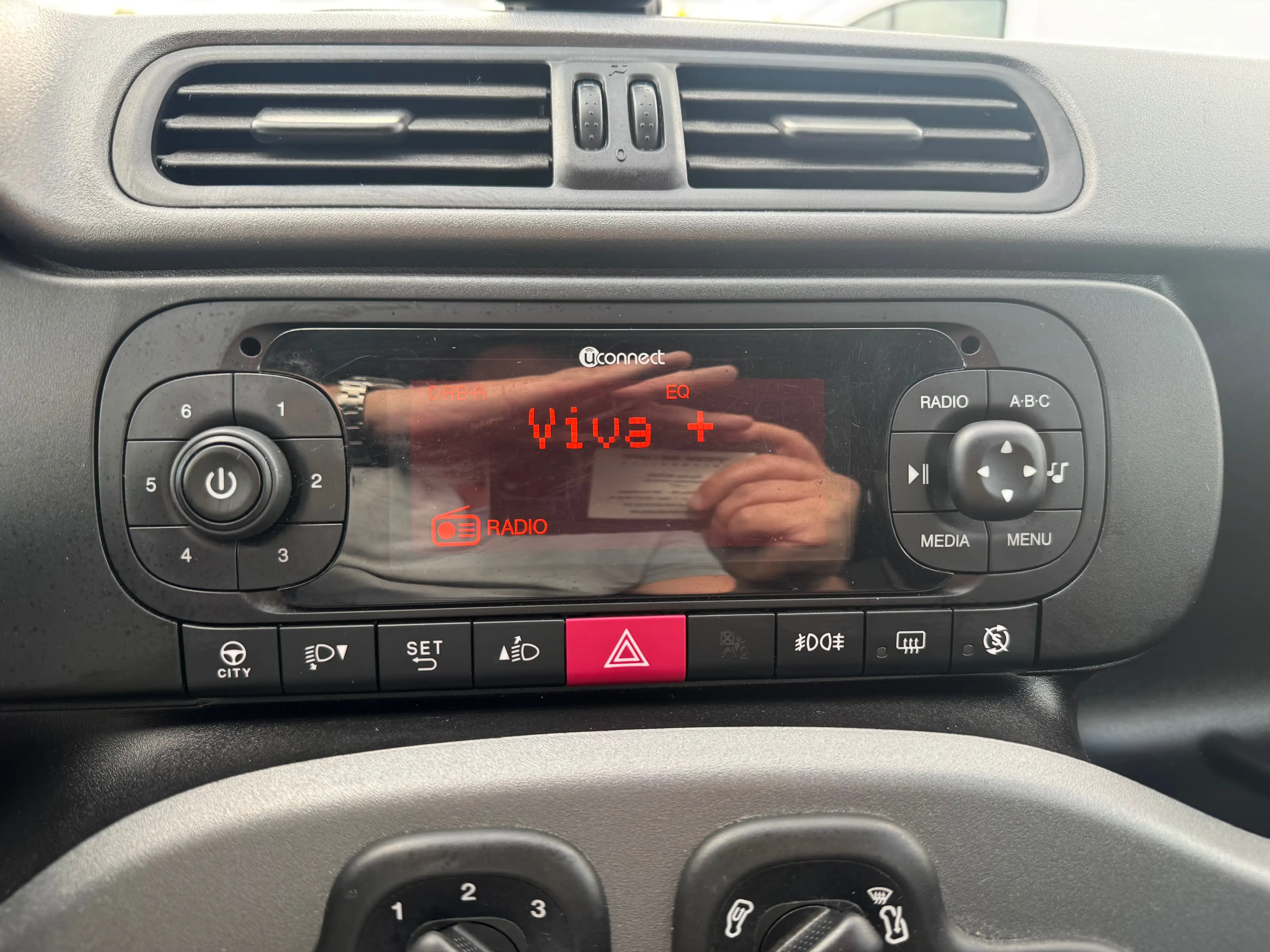 Fiat Panda Cross 1.2i Waze / DAB / AIRCO / PDC / LED / GARANTIE — photo 11