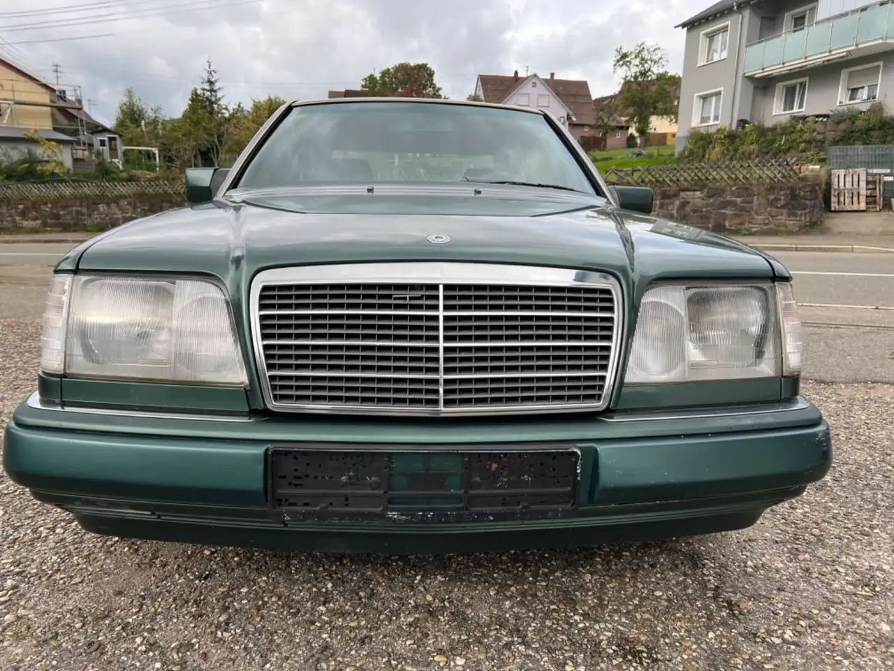 Mercedes-Benz E 300 D TURBODIESEL KLIMA + AUTOMATIK 147 PS, foto 6