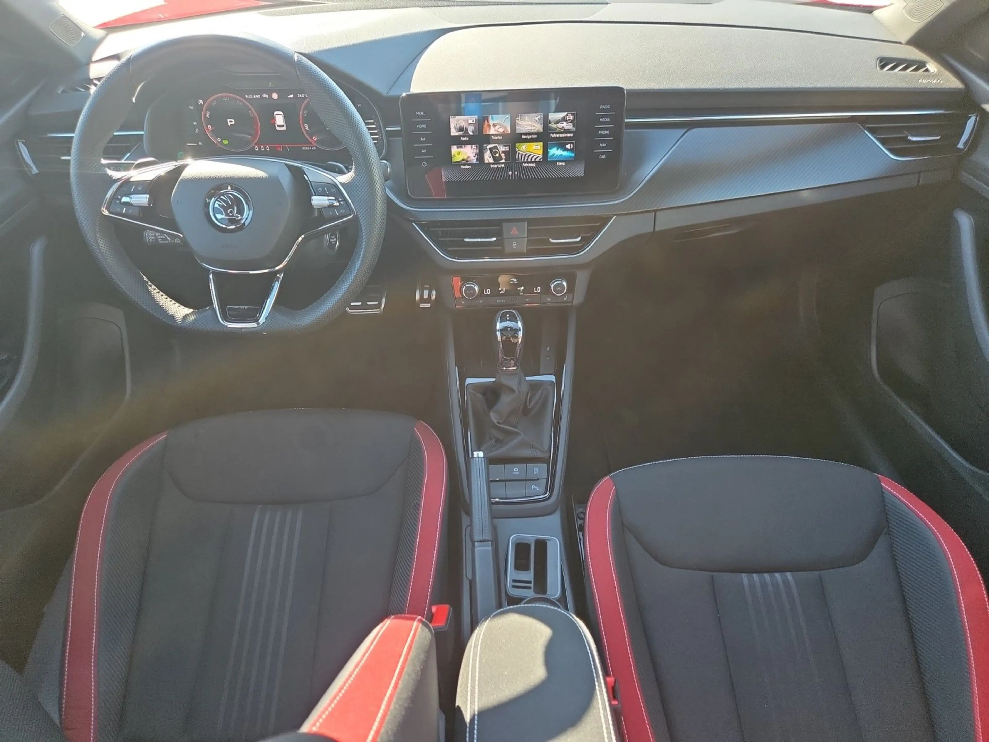 Skoda Kamiq Monte Carlo 1.5 TSI DSG, PANO/KAM/LED/18"/ — photo 8