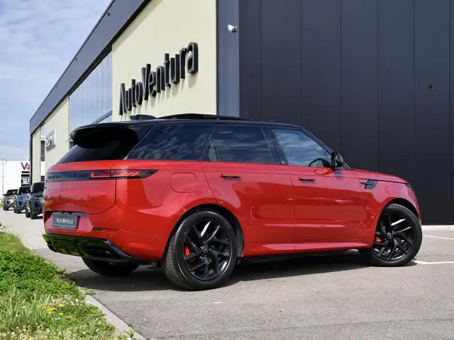 Land Rover Range Rover Sport view 5