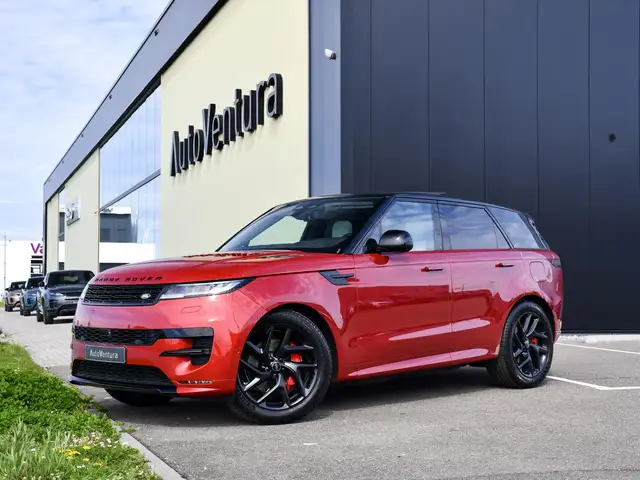 Land Rover Range Rover Sport view 2