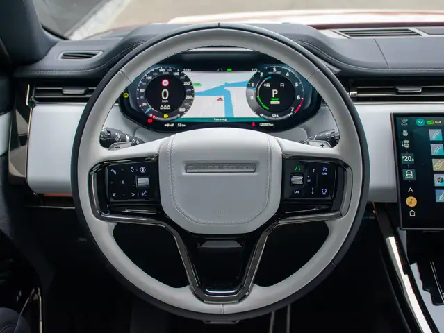 Land Rover Range Rover Sport view 9