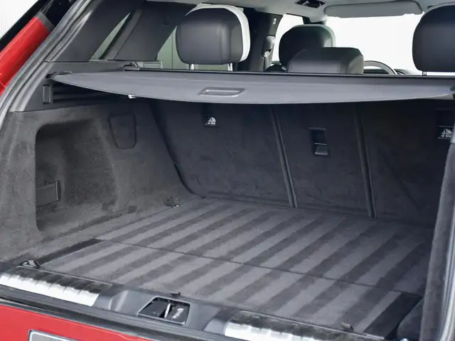 Land Rover Range Rover Sport view 12