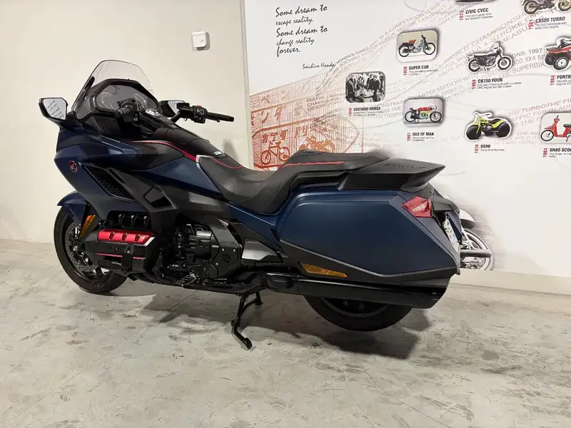 Honda GL 1800 - foto 6