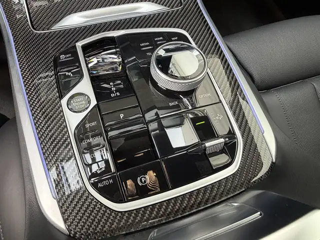 BMW X5 view 12