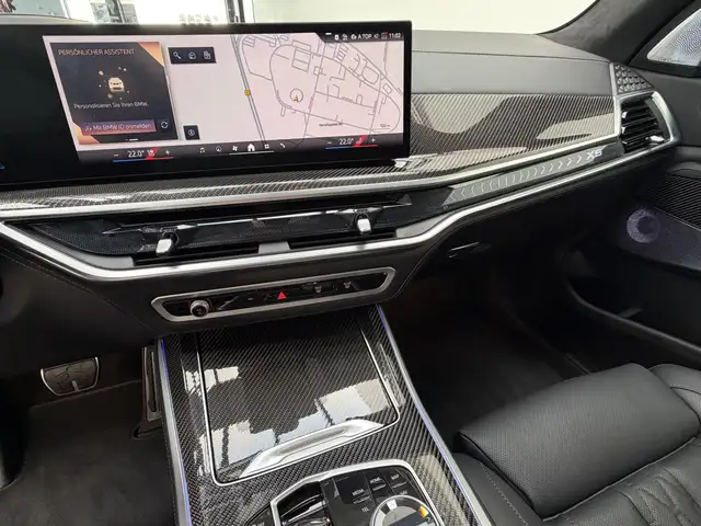BMW X5 view 9
