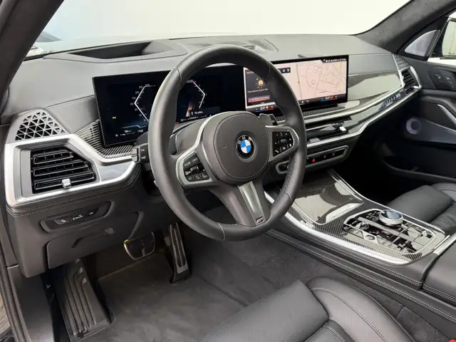 BMW X5 view 7
