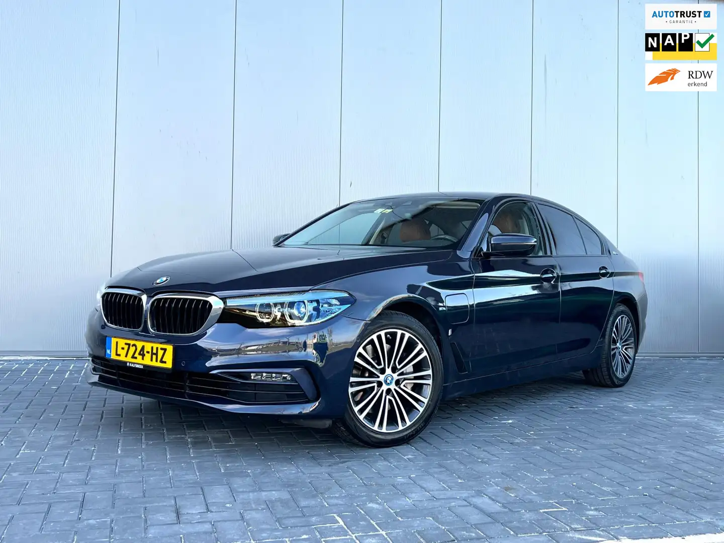 BMW 530 5-serie 530e iPerformance High Executive Edition C Bleu - 1