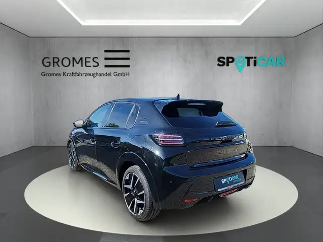 Peugeot 208 view 5