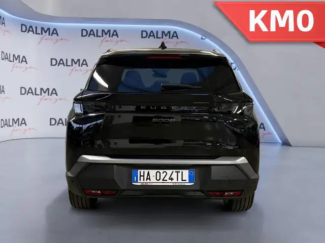 Peugeot 5008 view 4