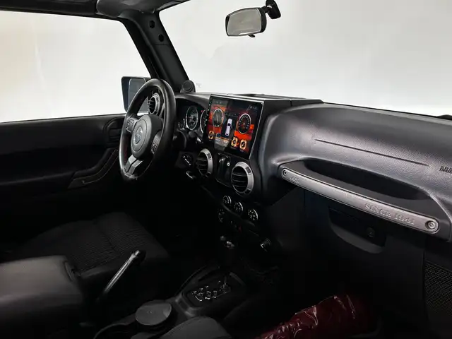 Jeep Wrangler view 15