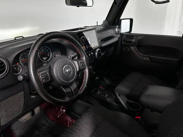 Jeep Wrangler view 13