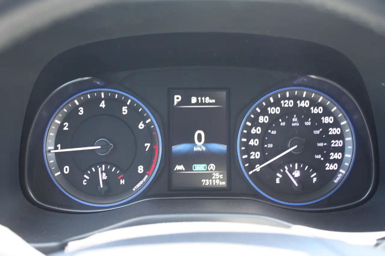 Hyundai KONA снимка Hyundai KONA