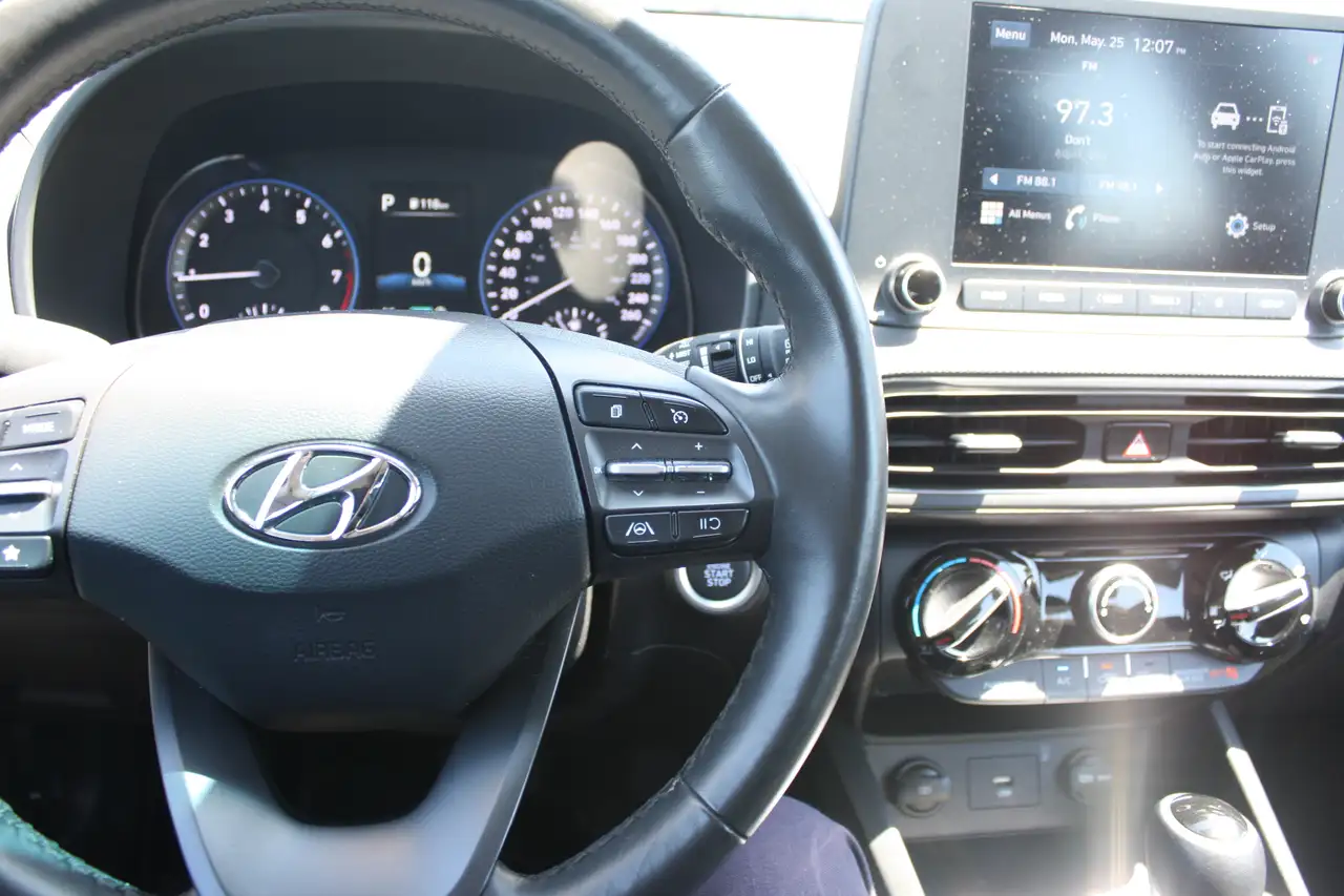 Hyundai KONA снимка Hyundai KONA