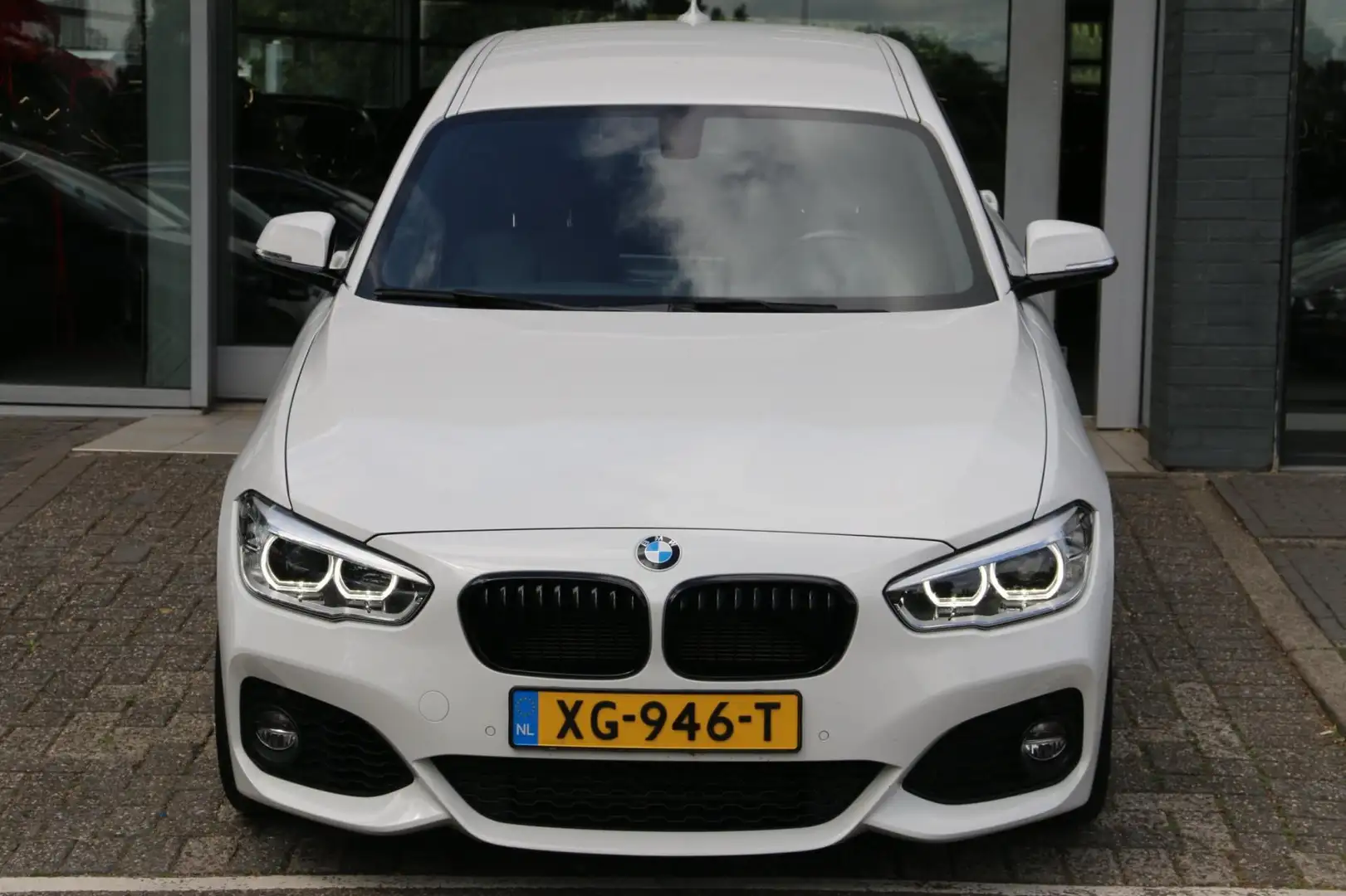 BMW 118 1-serie 118i Executive M-PAKKET AUTOMAAT NAP! Wit - 2