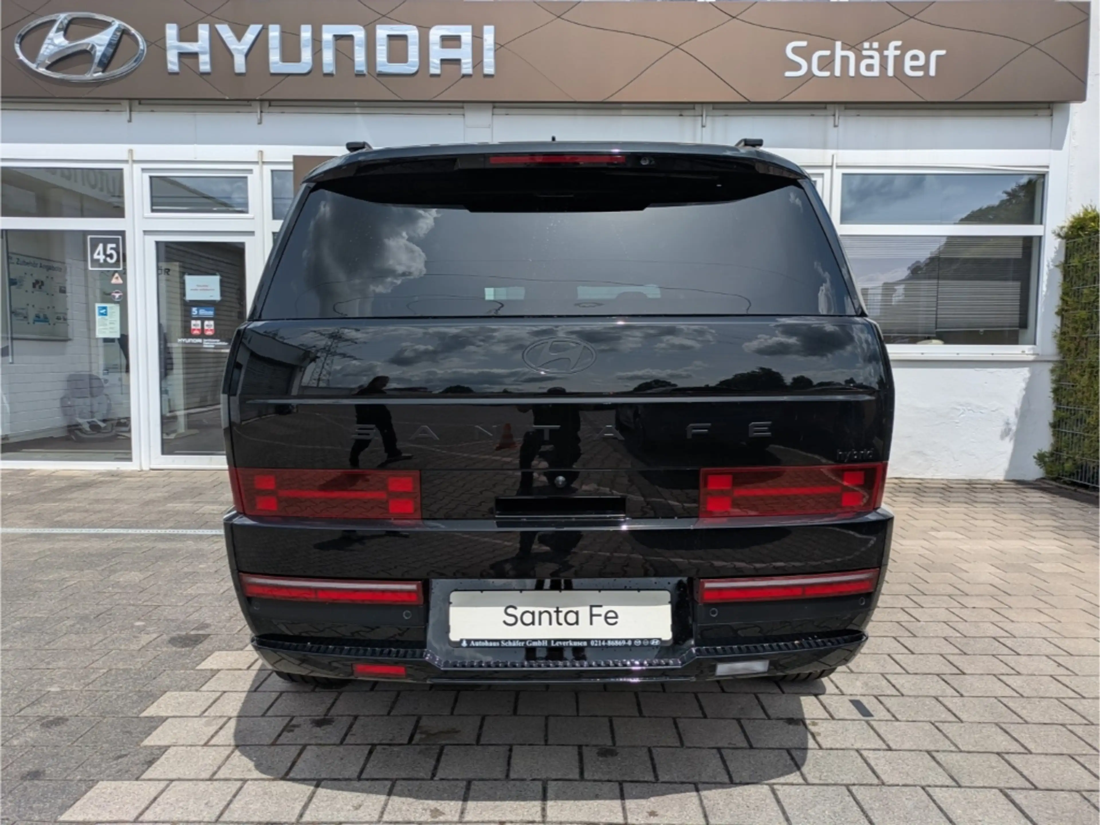Hyundai SANTA FE HEV (MY26) BLACKLINE 1.6 T-GDI 6-AT Glas-Schiebeda — photo 4
