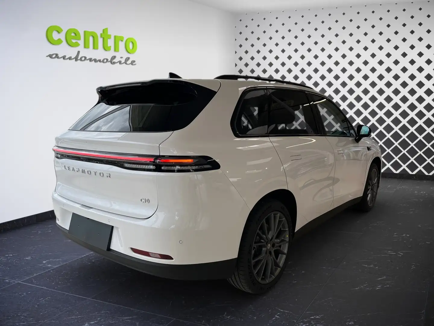 Leapmotor C10 C10 Design ProMax 800V - 81,9 kWh Weiß - 2