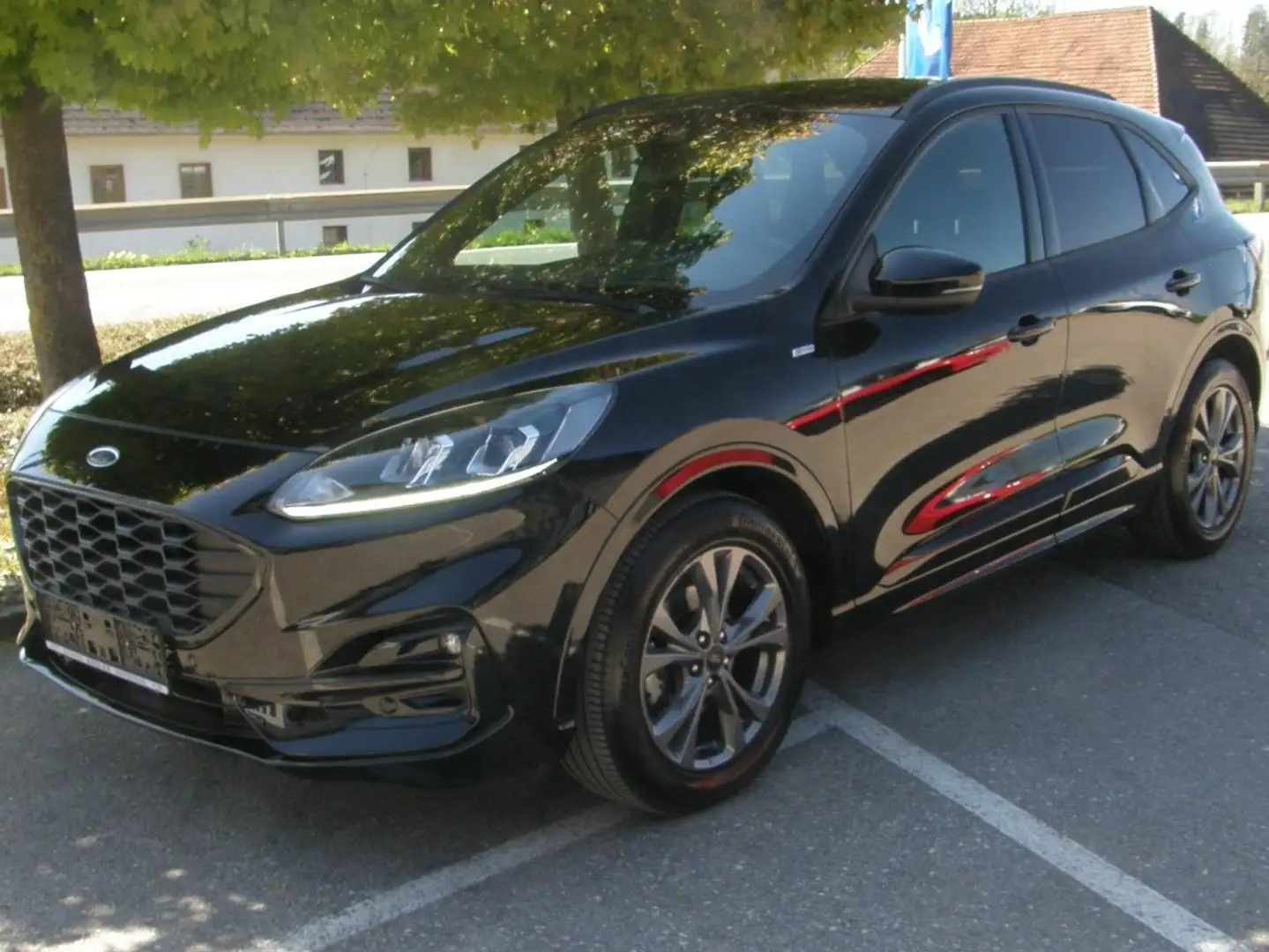 Ford Kuga ST-Line Schwarz - 2