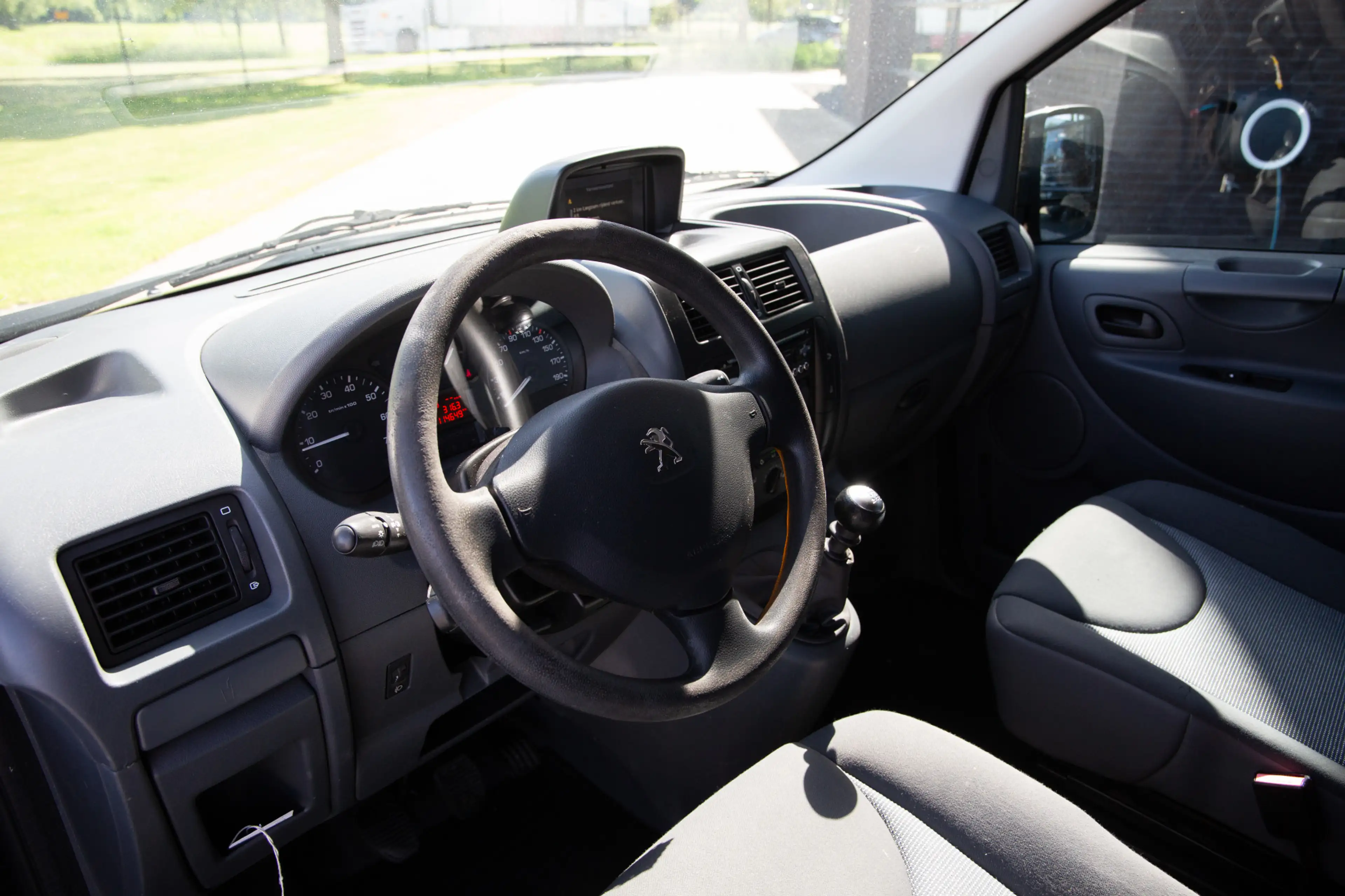 Peugeot Expert 227 2.0 HDI L1H1 Navteq 2 , Cruise control, Naviga — photo 5