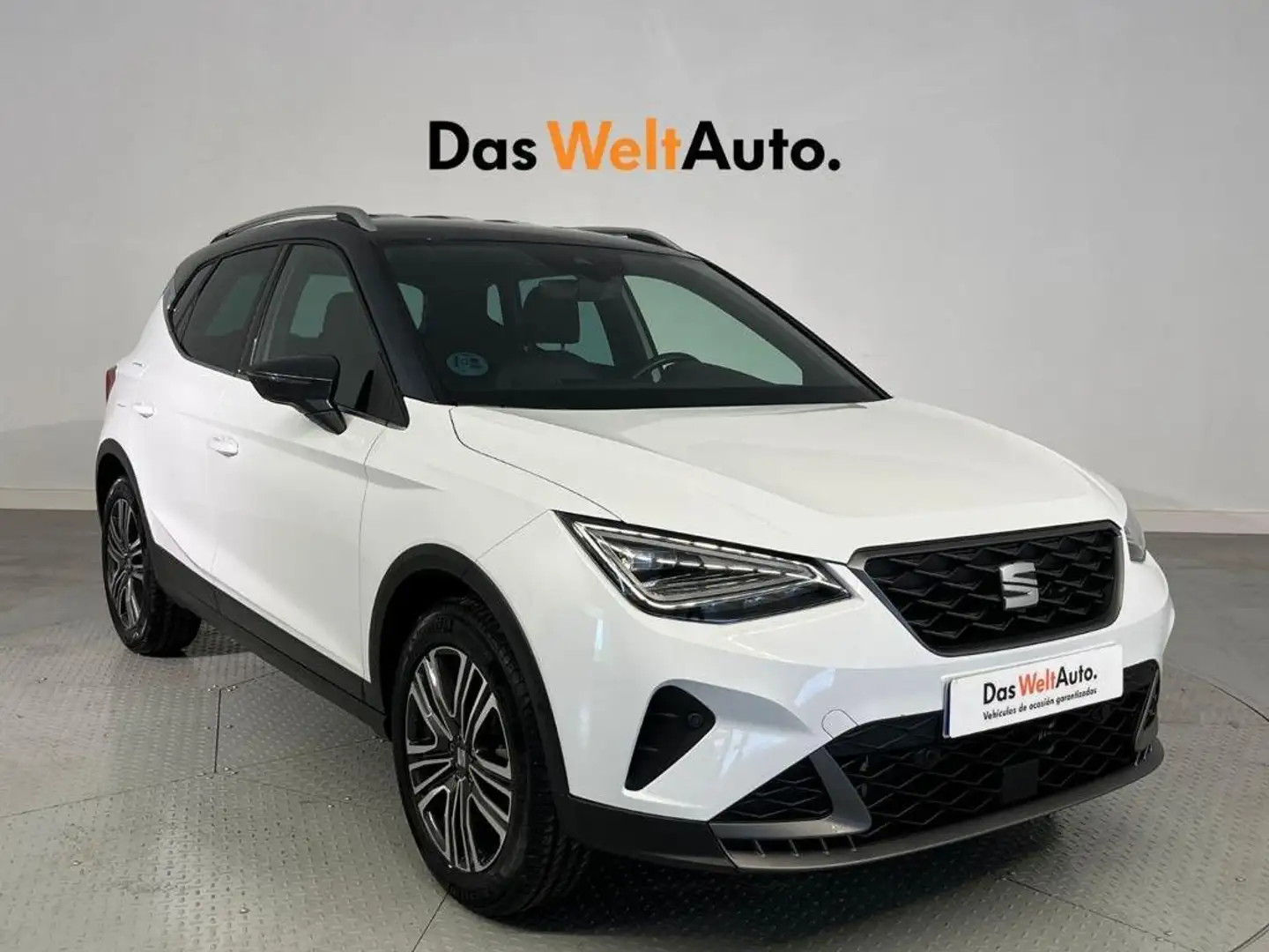 SEAT Arona 1.0 TSI S&S FR XM 115 Blanco - 1