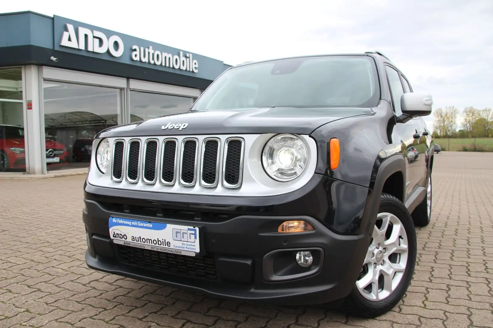 Jeep Renegade 1.4 Limited 4WD Autom. LED/Navi/AHK Schwarz - 2