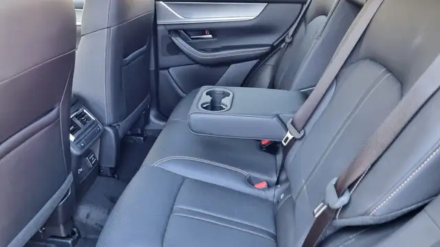 Mazda CX-60 2.5L PHEV 327PS 8AT AWD EXCLUSIVE mit AHK Ansicht 13