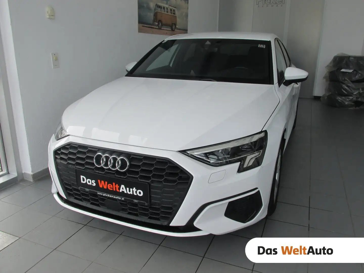 Audi A3 30 TDI intense Weiß - 1