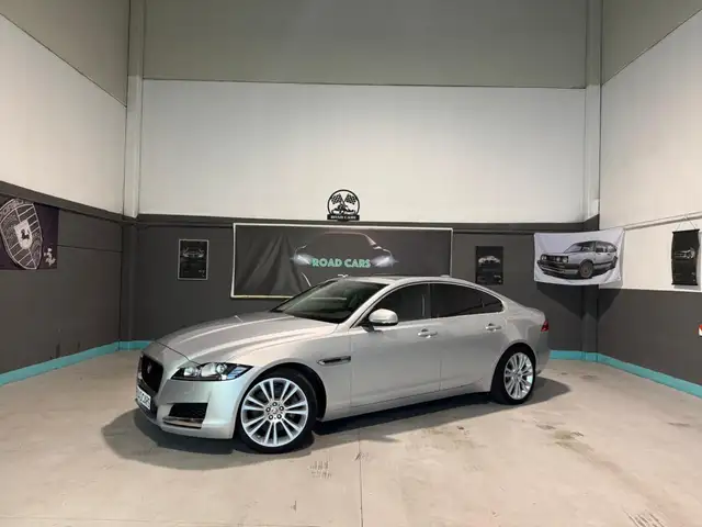 Jaguar XF 3.0TDV6 Prestige