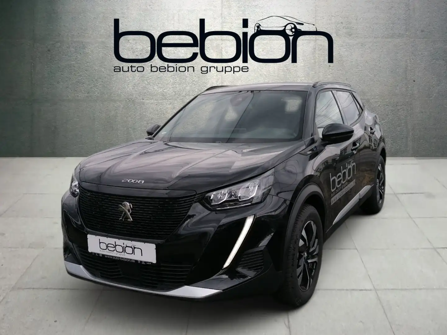 Peugeot 2008 e- Elektromotor 136 (e-) e- Allure Pack LM Schwarz - 1