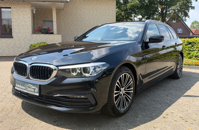 BMW 520 d xDrive Sport Line LED, Kamera, Live Cockpit — photo 3
