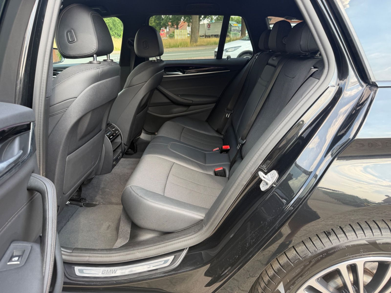 BMW 520 d xDrive Sport Line LED, Kamera, Live Cockpit — photo 13