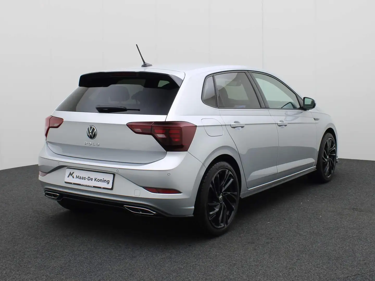 Volkswagen Polo 1.0 TSI/95PK R-Line · R-Line Exterieur · Velgen 18 Zilver - 2