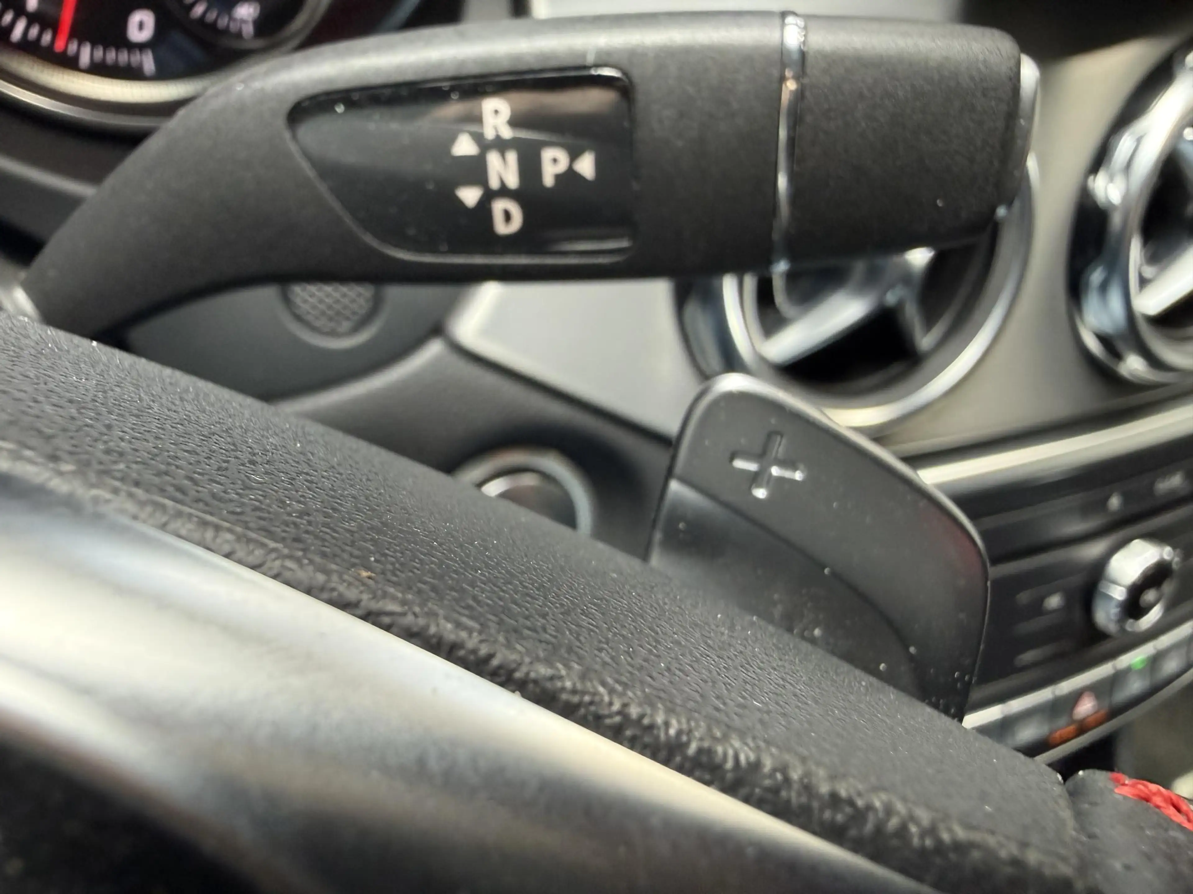 Mercedes-Benz GLA 180 Business Solution AMG Limited Panoramadak! — photo 26