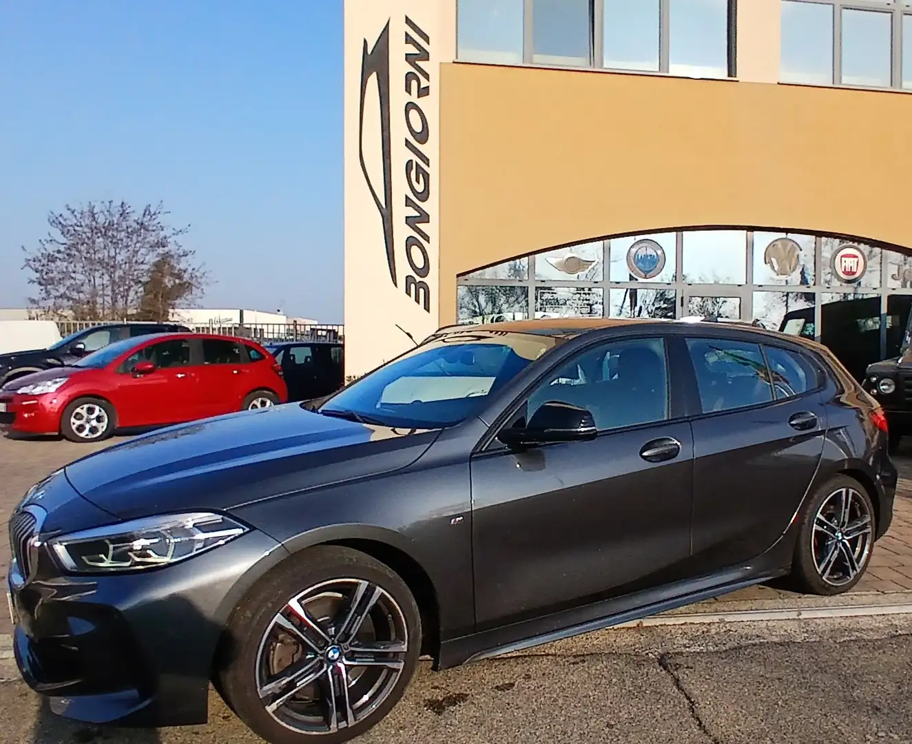 BMW 120 d Msport cambio Automaticao tagliandi 8marce 190cv Grigio - 1