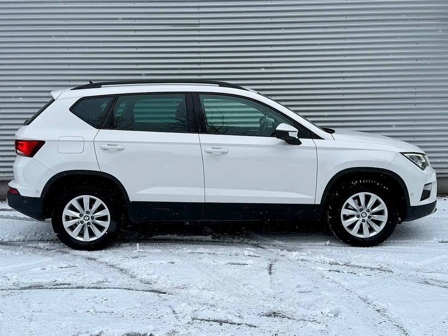 SEAT Ateca 1,5 Style ACT 4WD TSI DSG Weiß - 2
