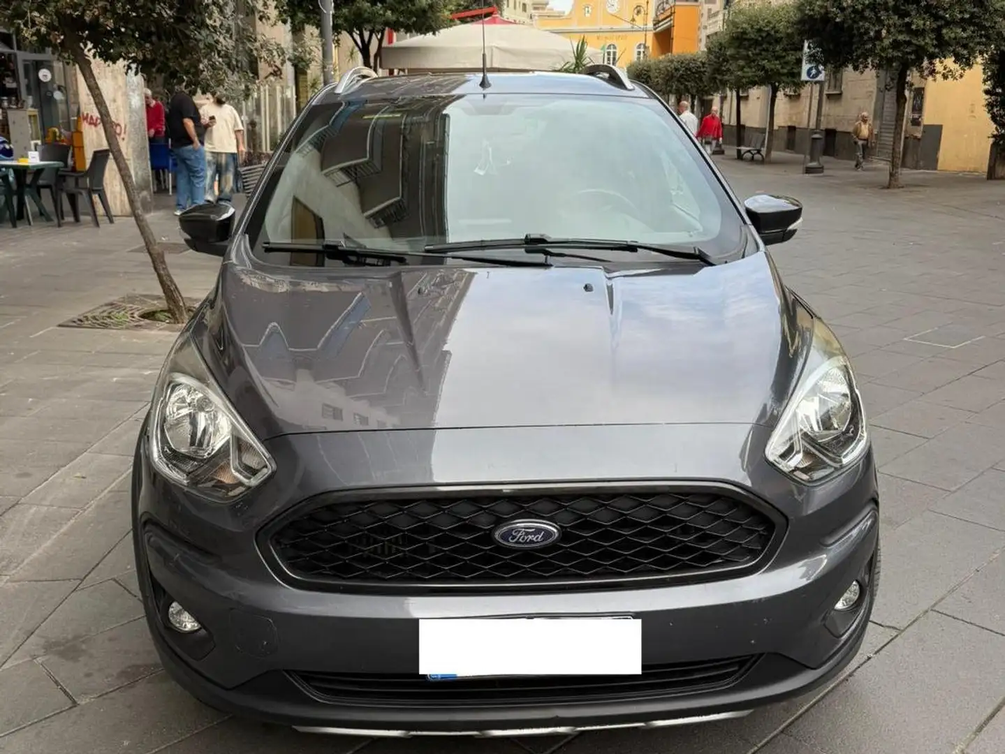 Ford Ka/Ka+ Ford Ka+ Active 1.5 TDCi 95 CV Grigio - 1