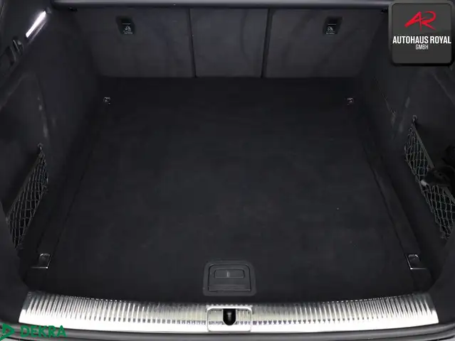 Audi A4 view 13