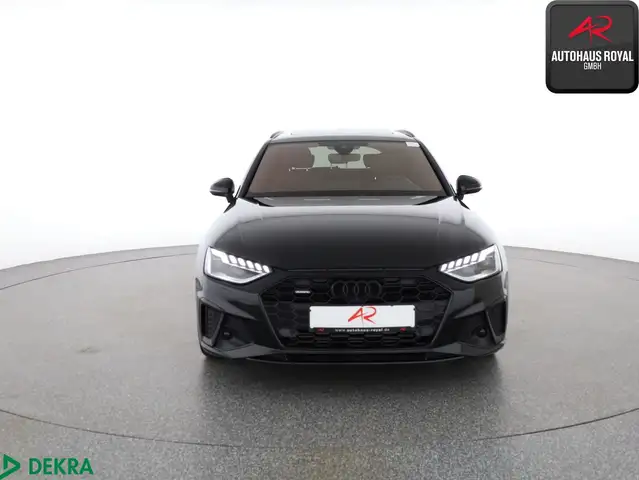 Audi A4 view 8