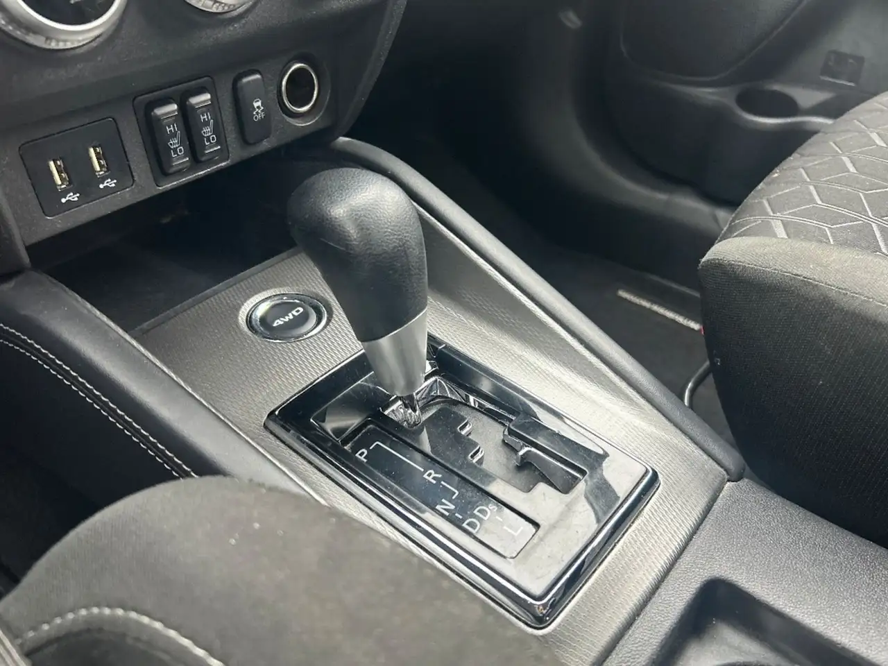 Mitsubishi RVR снимка Mitsubishi RVR