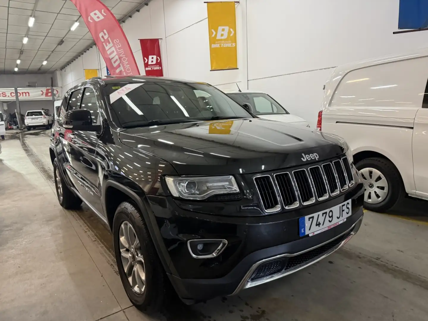 Jeep Grand Cherokee 3.0CRD Limited 190 Aut. Schwarz - 1