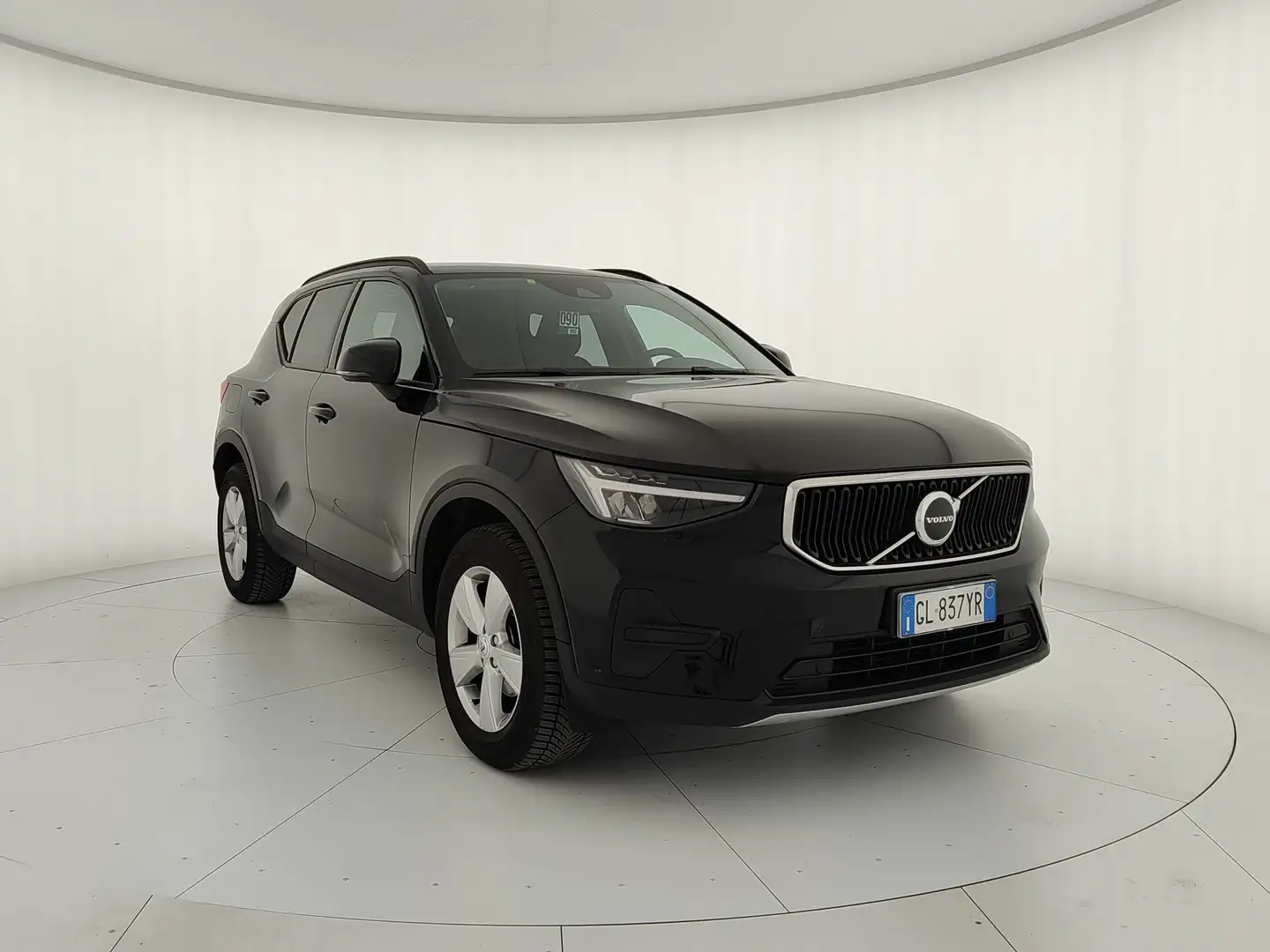 Volvo XC40 1.5 t2 Momentum auto Noir - 1