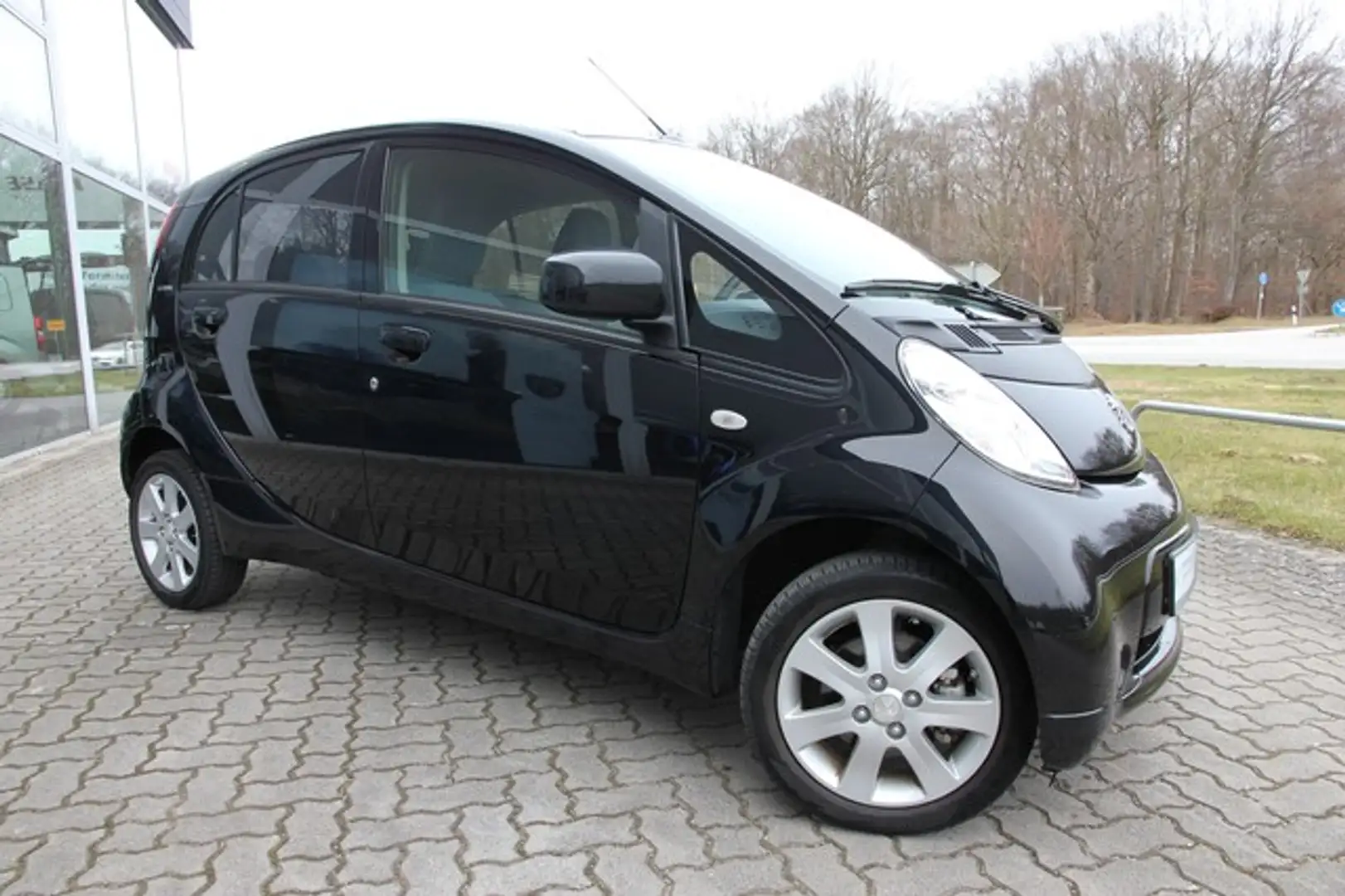 Peugeot iOn Klima Sitzheizung Black - 2