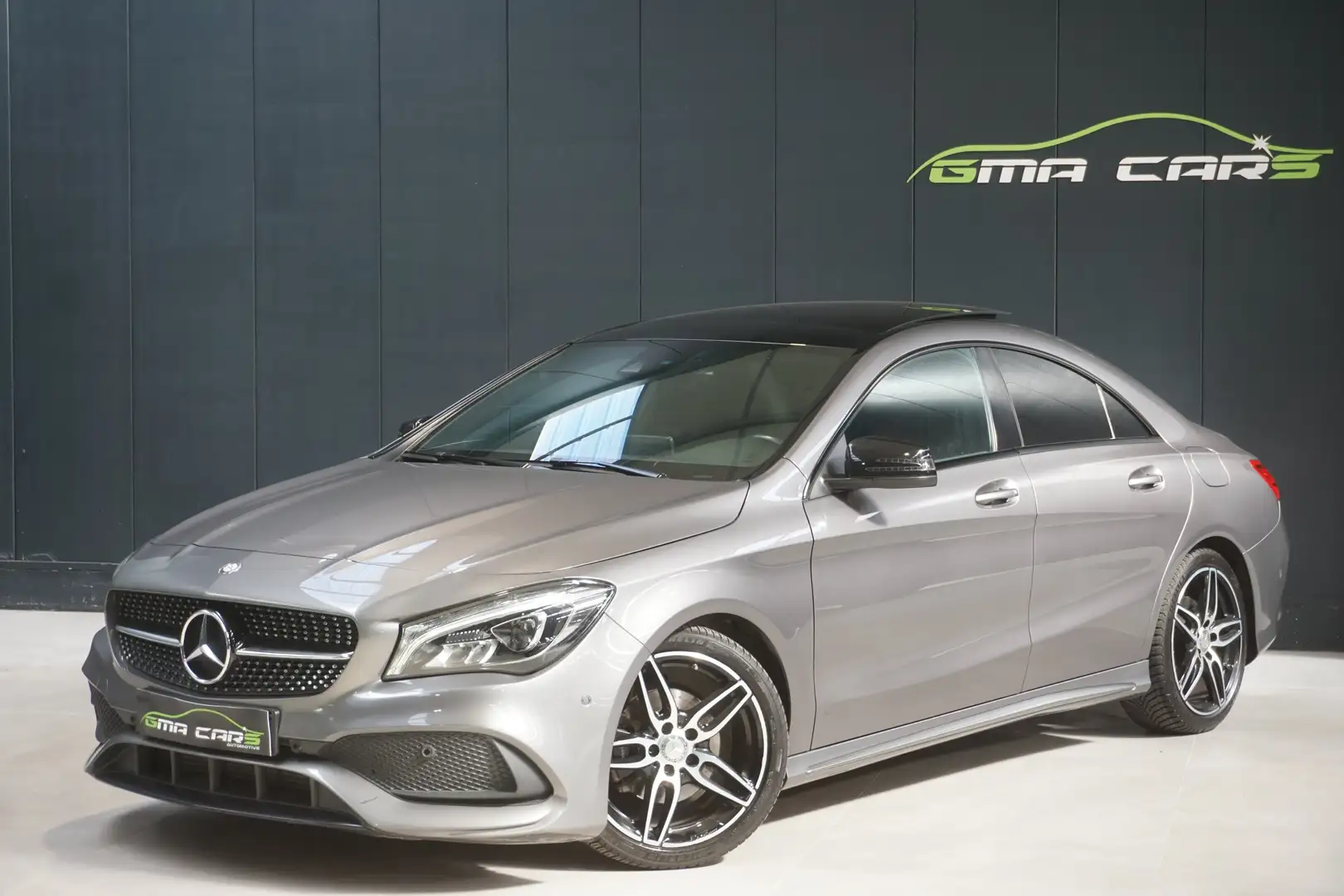 Mercedes-Benz CLA 180 AMG Line Benzine-Airco-Pano-Navi-H.Leder-Garantie Grijs - 1